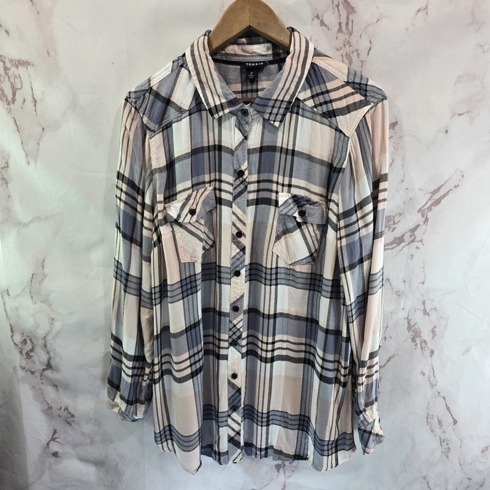 Torrid Shirt Womens 2 2X Pink Blue Plaid Button Up Long Sleeve